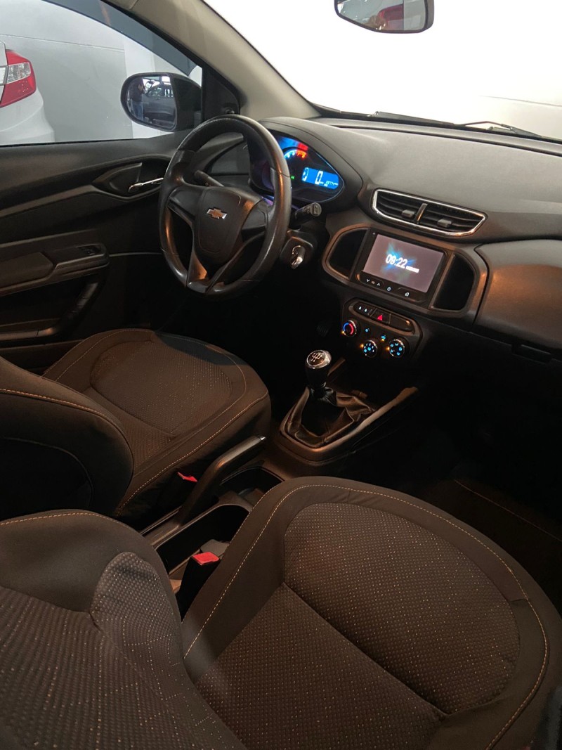 ONIX 1.0 MPFI LT 8V FLEX 4P MANUAL - 2013 - FARROUPILHA