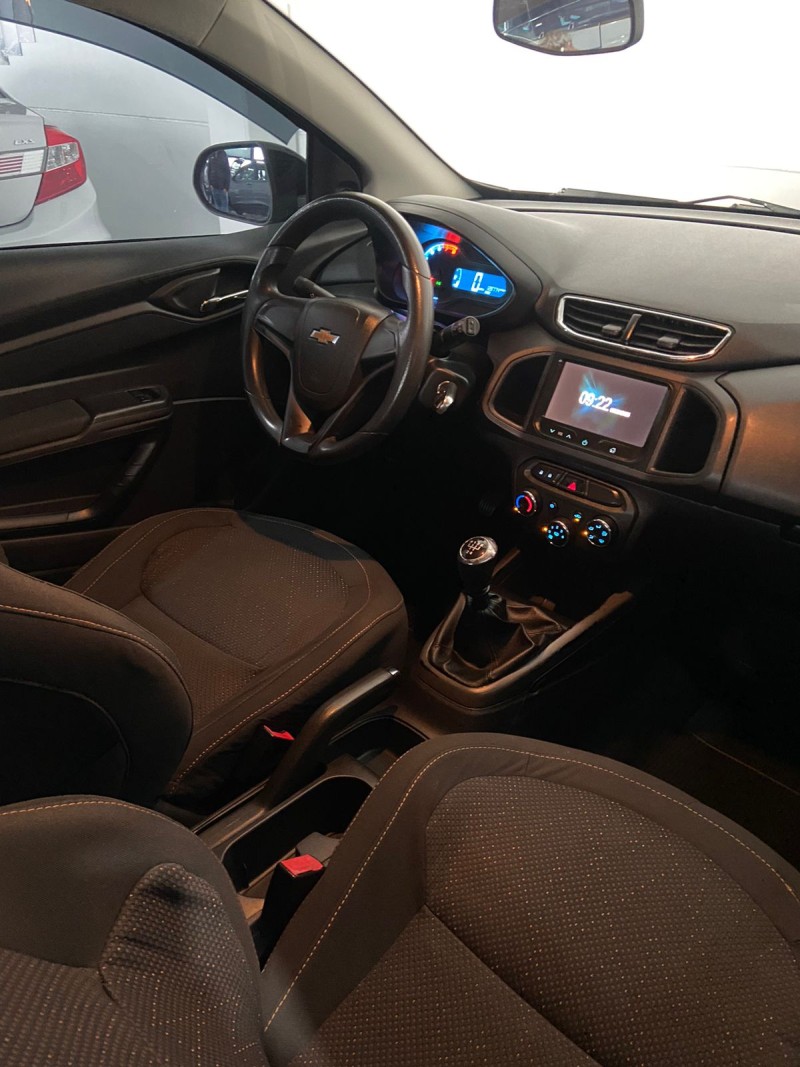 ONIX 1.0 MPFI LT 8V FLEX 4P MANUAL - 2013 - FARROUPILHA