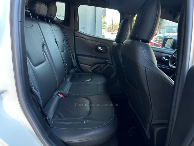 RENEGADE 1.3 S T270 16V TURBO FLEX 4X4 4P AUTOMÁTICO - 2022 - GUAPORé