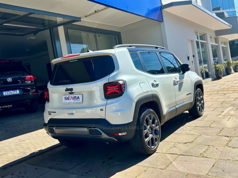 RENEGADE 1.3 S T270 16V TURBO FLEX 4X4 4P AUTOMÁTICO - 2022 - GUAPORé