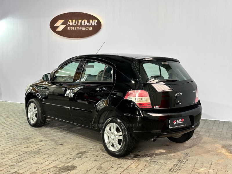 AGILE 1.4 MPFI LTZ 8V FLEX 4P MANUAL - 2012 - VACARIA