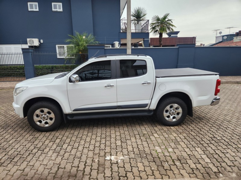 S10 2.4 LTZ 4X2 CD 8V FLEX 4P MANUAL - 2014 - MONTENEGRO