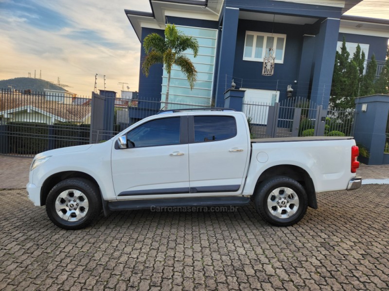 S10 2.4 LTZ 4X2 CD 8V FLEX 4P MANUAL - 2014 - MONTENEGRO