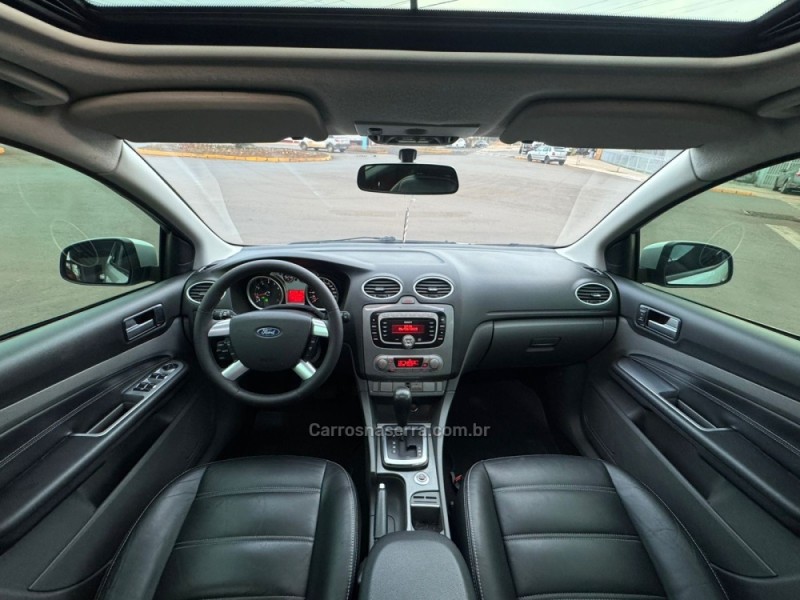 FOCUS 2.0 GHIA 16V FLEX 4P AUTOMÁTICO - 2009 - TAPEJARA