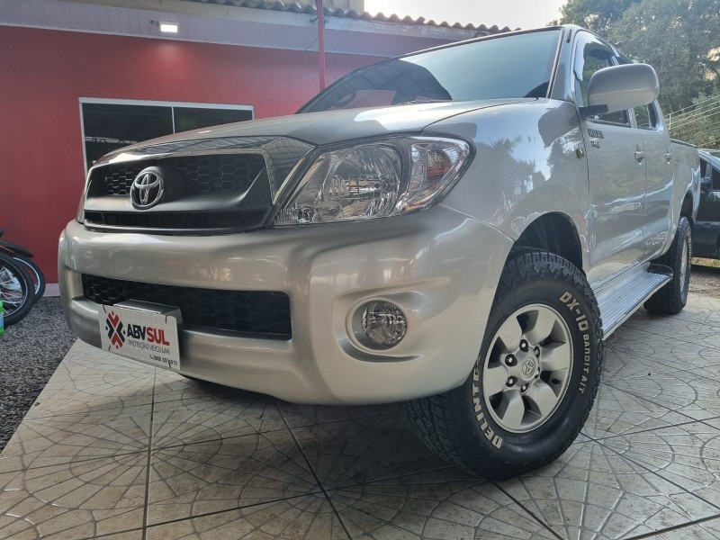 HILUX 2.5 4X4 CD 16V TURBO DIESEL 4P MANUAL - 2010 - CAXIAS DO SUL