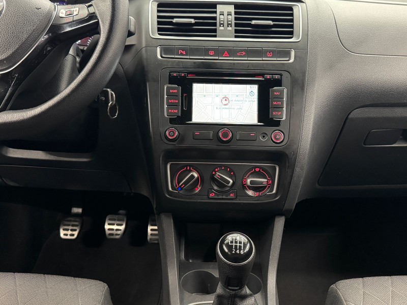 CROSSFOX 1.6 MI FLEX 8V 4P MANUAL - 2015 - CAXIAS DO SUL