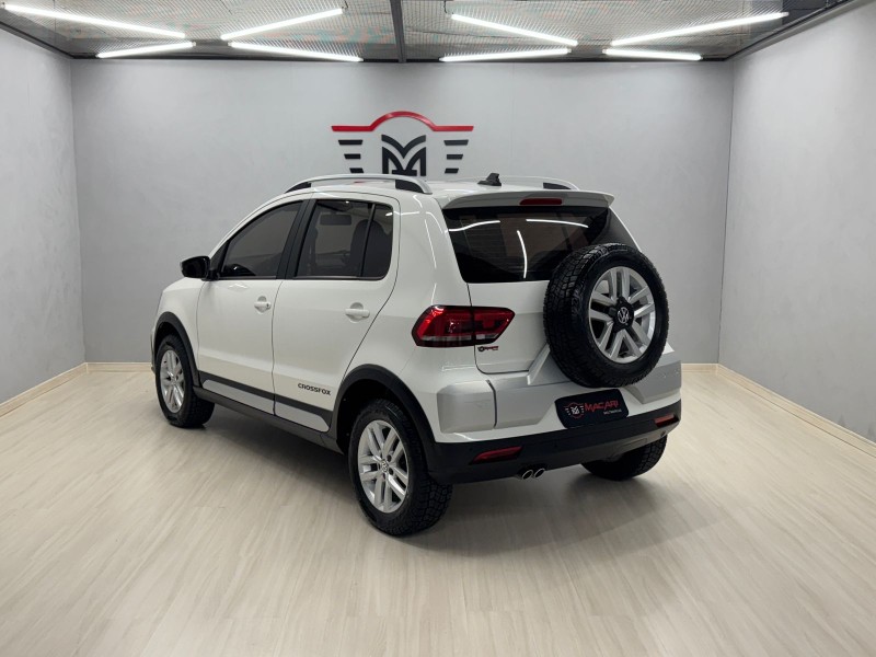 CROSSFOX 1.6 MI FLEX 8V 4P MANUAL - 2015 - CAXIAS DO SUL