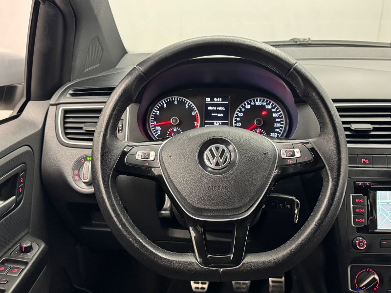 CROSSFOX 1.6 MI FLEX 8V 4P MANUAL - 2015 - CAXIAS DO SUL