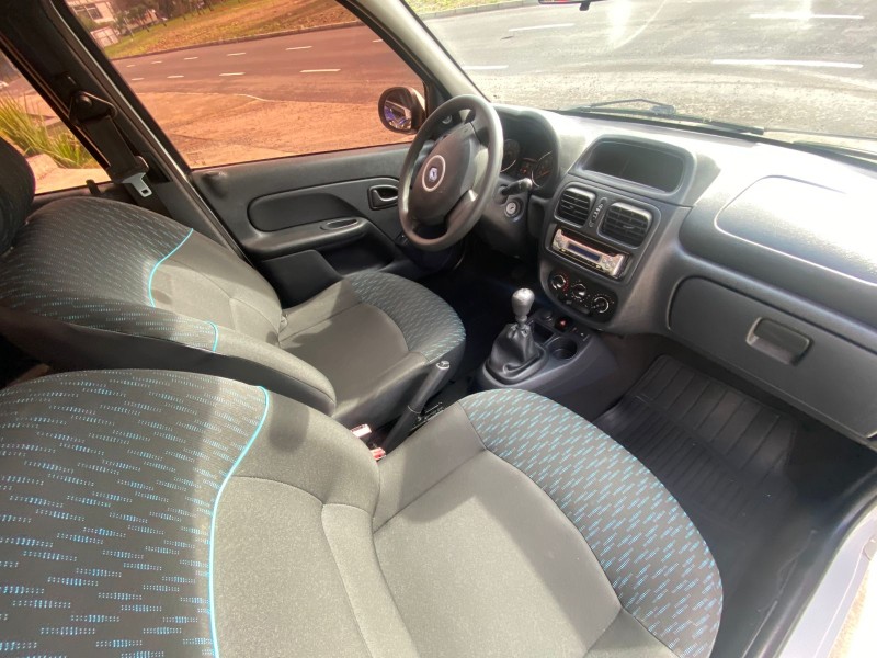 CLIO 1.0 EXPRESSION 16V FLEX 4P MANUAL - 2016 - CAXIAS DO SUL