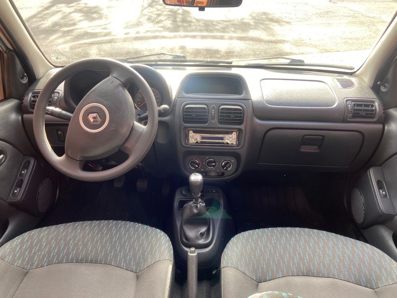 CLIO 1.0 EXPRESSION 16V FLEX 4P MANUAL - 2016 - CAXIAS DO SUL