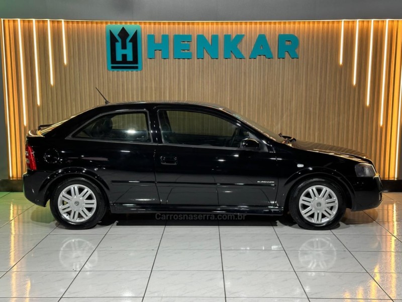 ASTRA 2.0 MPFI ELEGANCE 8V FLEX 2P MANUAL - 2005 - CAMPO BOM