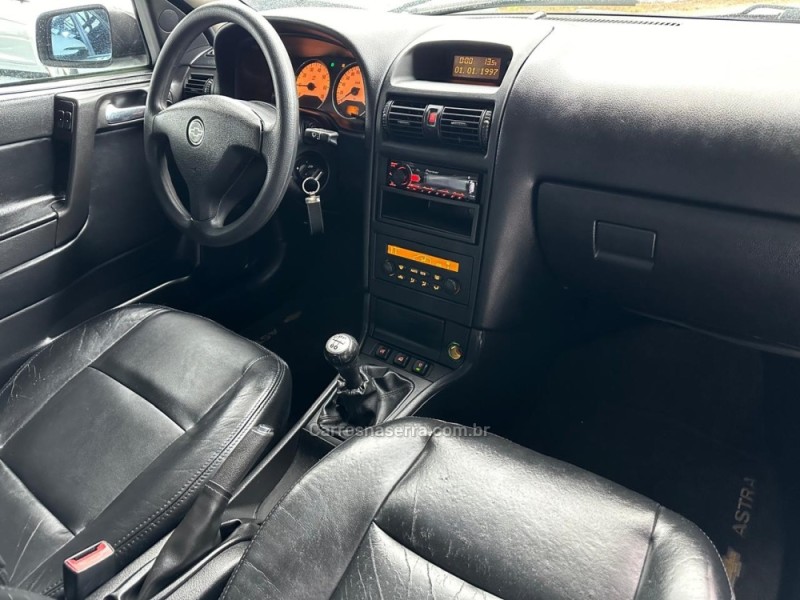 ASTRA 2.0 MPFI ELEGANCE 8V FLEX 2P MANUAL - 2005 - CAMPO BOM