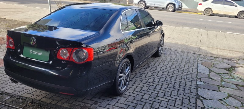 JETTA 2.5 I 20V 170CV GASOLINA 4P TIPTRONIC - 2010 - CAXIAS DO SUL