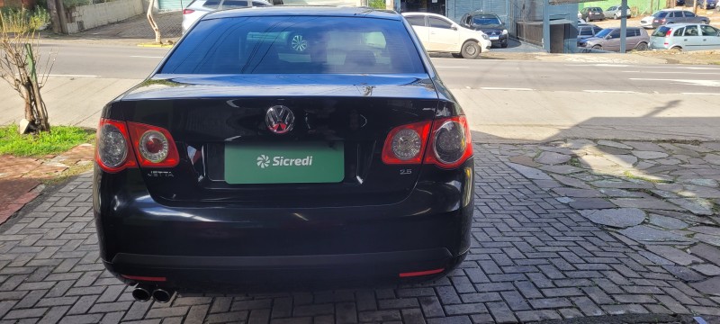 JETTA 2.5 I 20V 170CV GASOLINA 4P TIPTRONIC - 2010 - CAXIAS DO SUL