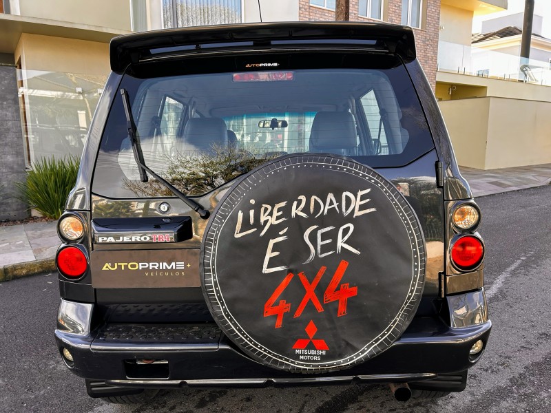 PAJERO TR4 2.0 4X4 16V 140CV FLEX 4P AUTOMÁTICO - 2008 - BENTO GONçALVES