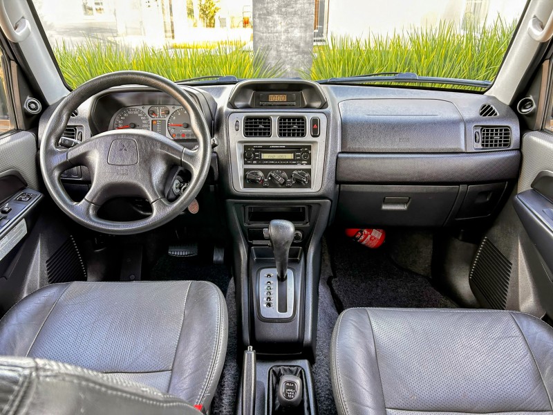 PAJERO TR4 2.0 4X4 16V 140CV FLEX 4P AUTOMÁTICO - 2008 - BENTO GONçALVES