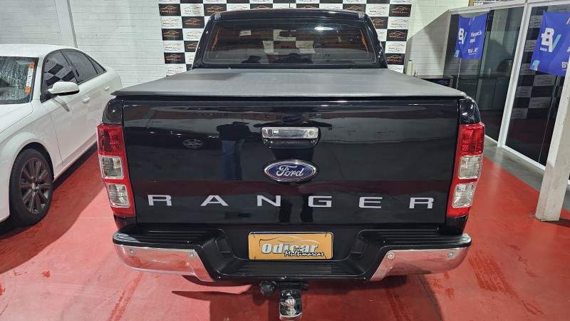 RANGER 3.2 XLT 4X4 CD 20V DIESEL 4P AUTOMÁTICO - 2013 - CAXIAS DO SUL