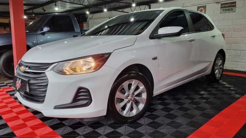 ONIX 1.0 LT 12V TURBO FLEX 4P AUTOMÁTICO