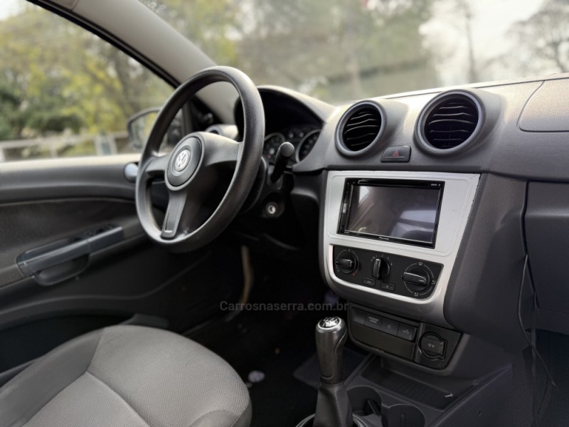 SAVEIRO 1.6 MI CS 8V FLEX 2P MANUAL G.V - 2013 - PAROBé