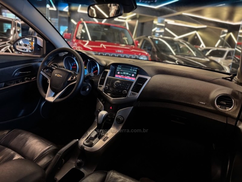 CRUZE 1.8 LT SPORT6 16V FLEX 4P AUTOMÁTICO - 2013 - NOVO HAMBURGO