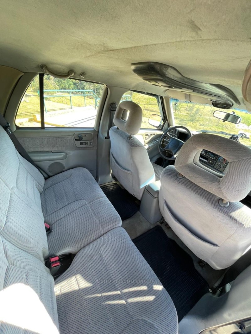 BLAZER 4.3 SFI DLX 4X2 V6 12V GASOLINA 4P MANUAL - 1998 - CAXIAS DO SUL