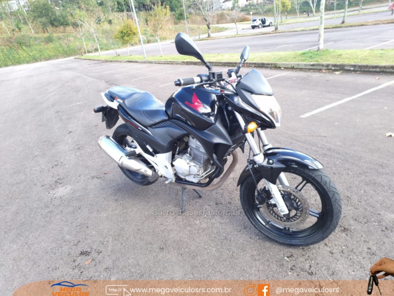 CB 300R 
