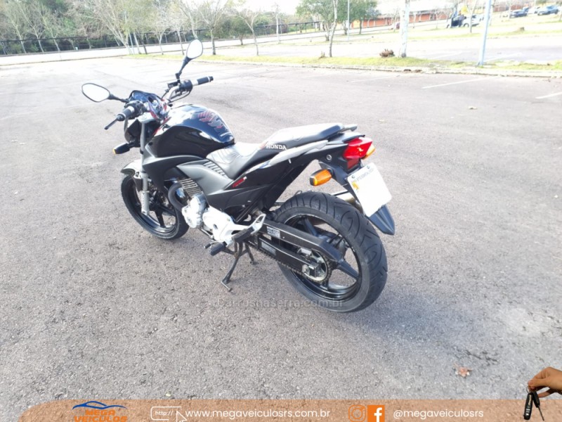 CB 300R  - 2011 - BENTO GONçALVES
