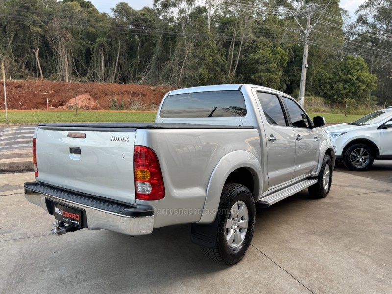 HILUX 2.7 SR 4X2 CD 16V GASOLINA 4P MANUAL - 2009 - LAJEADO