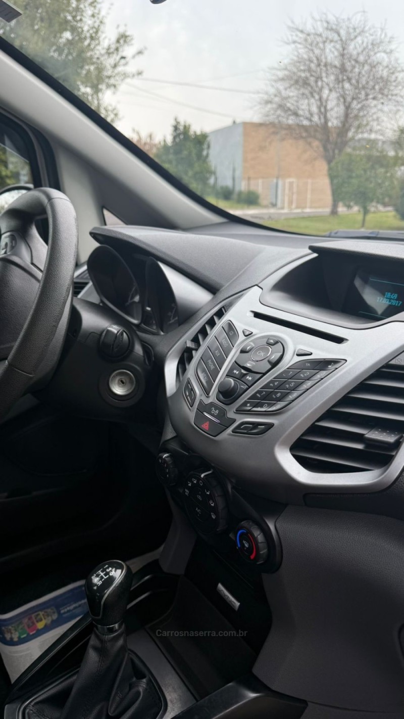 ECOSPORT 1.6 SE 16V FLEX 4P MANUAL - 2017 - FARROUPILHA