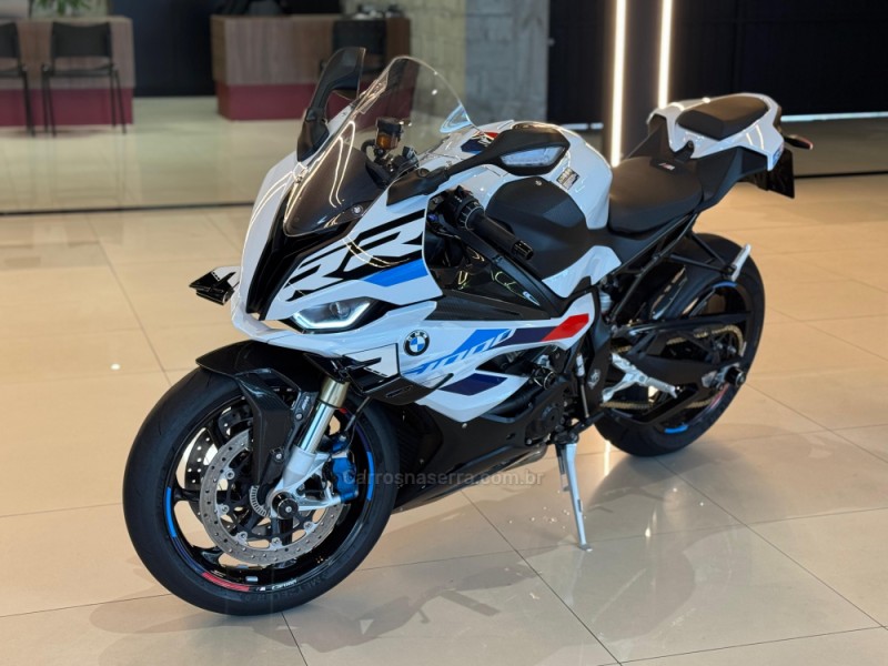 S 1000 RR M CARBON  - 2024 - DOIS IRMãOS