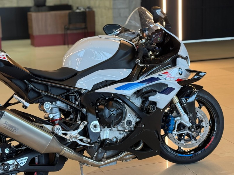 S 1000 RR M CARBON  - 2024 - DOIS IRMãOS
