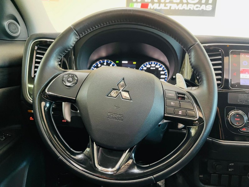 OUTLANDER 3.0 GT 4X4 V6 24V GASOLINA 4P AUTOMÁTICO - 2018 - CAXIAS DO SUL