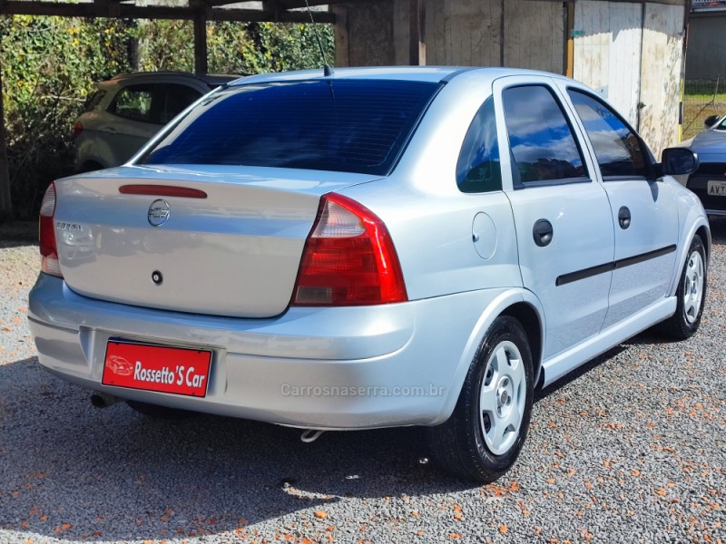 CORSA 1.0 MPFI SEDAN 8V GASOLINA 4P MANUAL - 2003 - FARROUPILHA