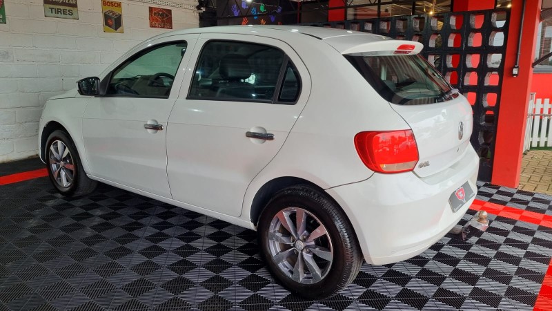 GOL 1.0 MI SPECIAL 8V FLEX 4P MANUAL - 2015 - TEUTôNIA