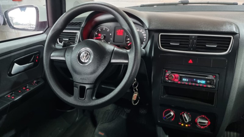 FOX 1.6 MI ITREND 8V FLEX 4P MANUAL - 2013 - TEUTôNIA