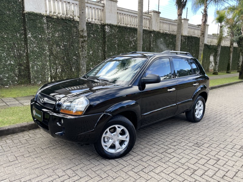 tucson 2.0 mpfi gl 16v 143cv 2wd gasolina 4p automatico 2010 caxias do sul