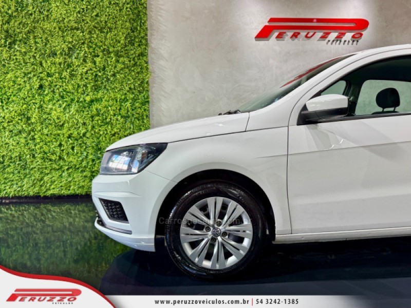 VOYAGE 1.0 12V MPI TOTALFLEX TRENDLINE 4P MANUAL - 2023 - NOVA PRATA