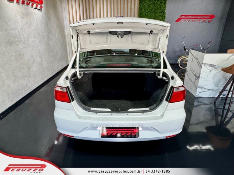 VOYAGE 1.0 12V MPI TOTALFLEX TRENDLINE 4P MANUAL - 2023 - NOVA PRATA