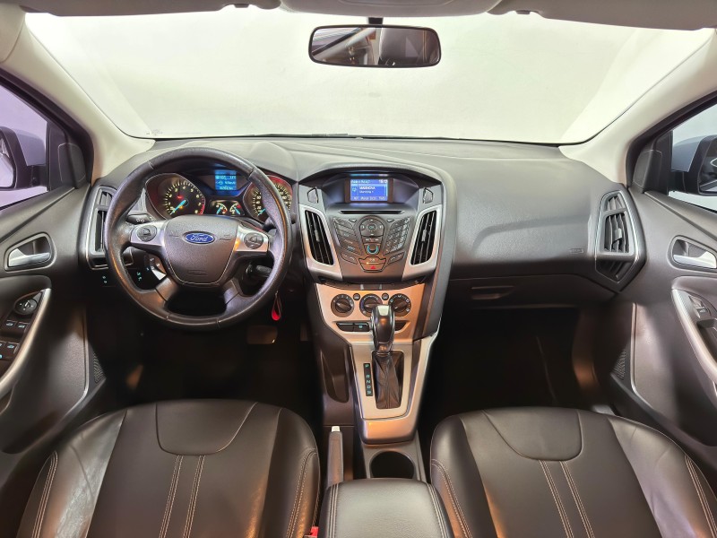 FOCUS 2.0 SE SEDAN 16V FLEX 4P AUTOMÁTICO - 2014 - CAXIAS DO SUL