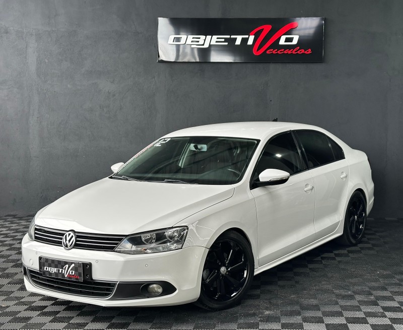 JETTA 2.0 COMFORTLINE FLEX 4P MANUAL - 2012 - CAXIAS DO SUL