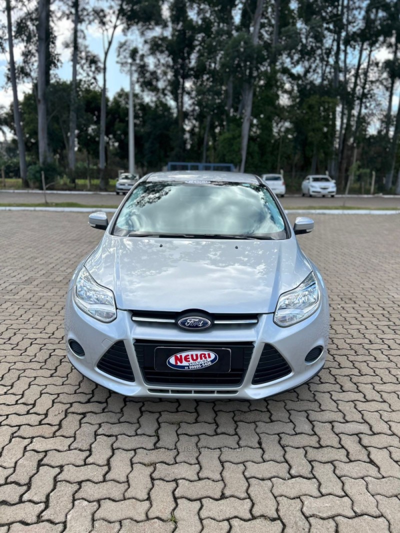 FOCUS 2.0 16V FLEX 4P AUTOMÁTICO - 2014 - LAJEADO