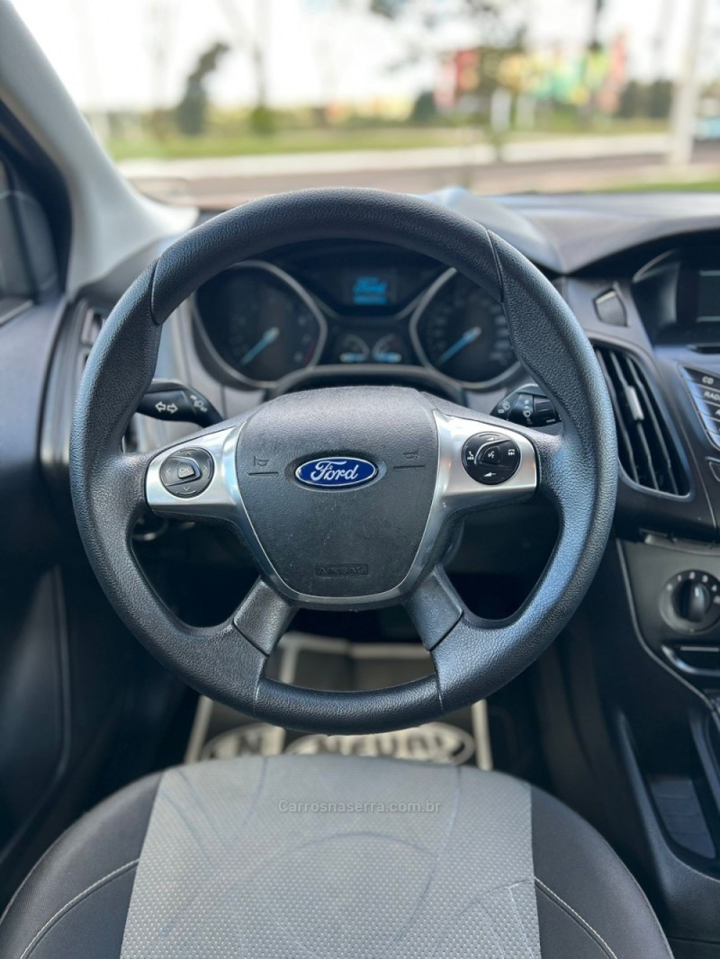 FOCUS 2.0 16V FLEX 4P AUTOMÁTICO - 2014 - LAJEADO