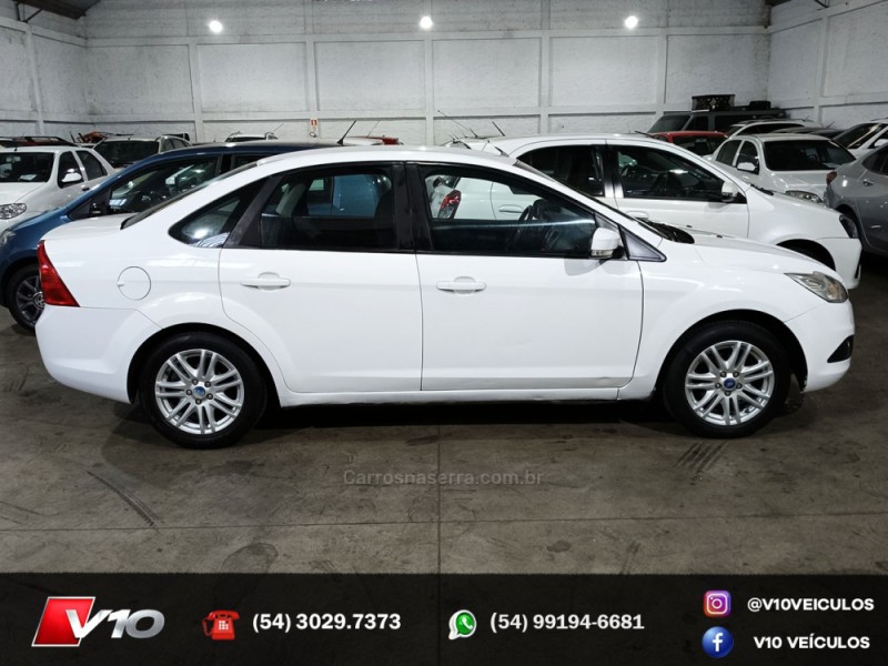 FOCUS 1.6 S SEDAN 16V FLEX 4P MANUAL - 2012 - CAXIAS DO SUL