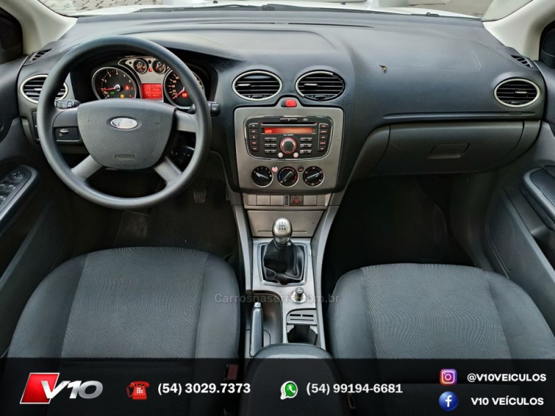 FOCUS 1.6 S SEDAN 16V FLEX 4P MANUAL - 2012 - CAXIAS DO SUL