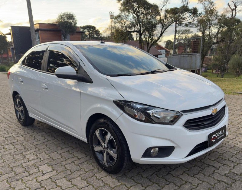 PRISMA 1.4 MPFI LT 8V FLEX 4P MANUAL - 2017 - CANELA