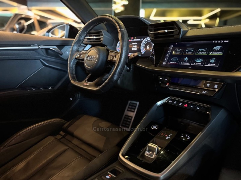 A3 2.0 TFSI PERFORMANCE BLACK SEDAN GASOLINA 4P AUTOMÁTICA - 2022 - NOVO HAMBURGO