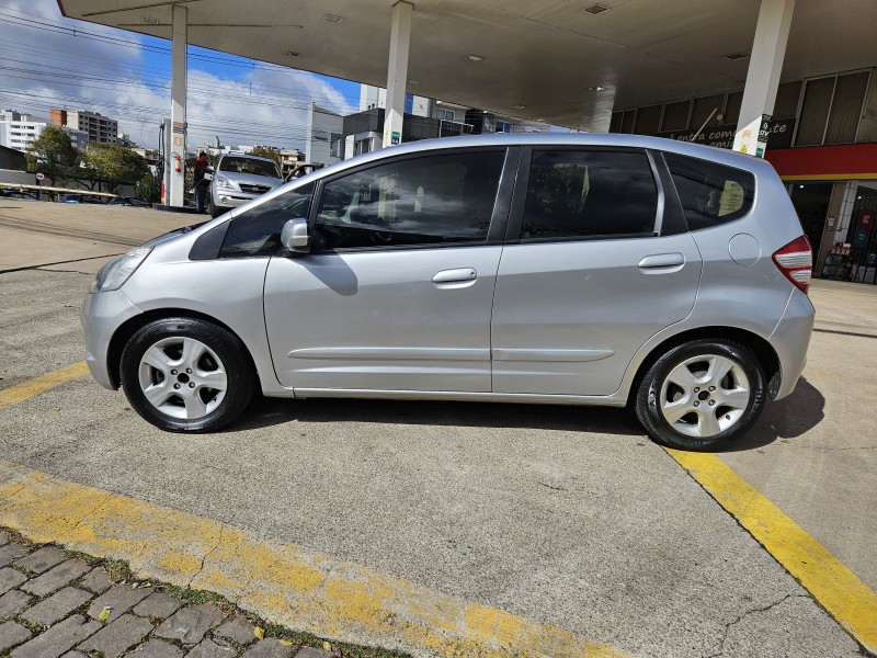 FIT 1.4 LX 8V FLEX 4P MANUAL - 2011 - CAXIAS DO SUL