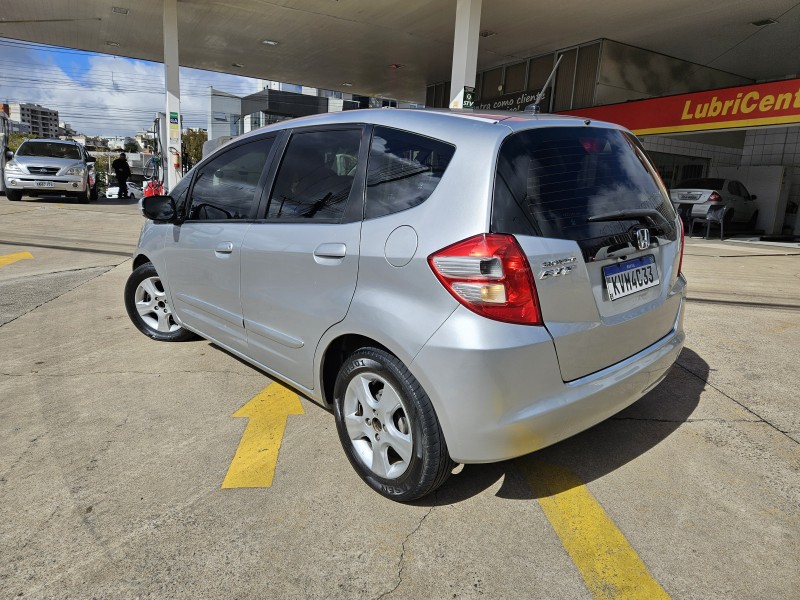 FIT 1.4 LX 8V FLEX 4P MANUAL - 2011 - CAXIAS DO SUL