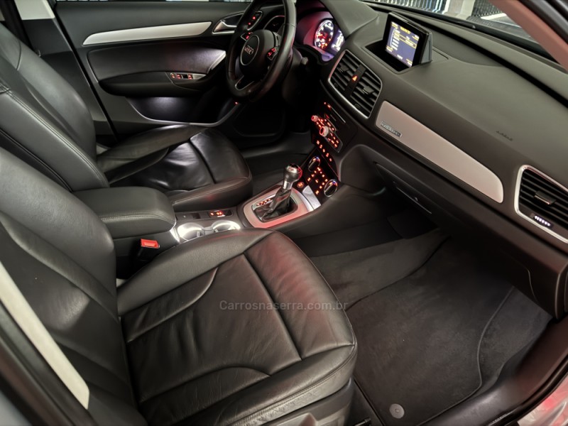 Q3 2.0 TFSI AMBIENTE QUATTRO 4P GASOLINA S TRONIC - 2018 - CAXIAS DO SUL