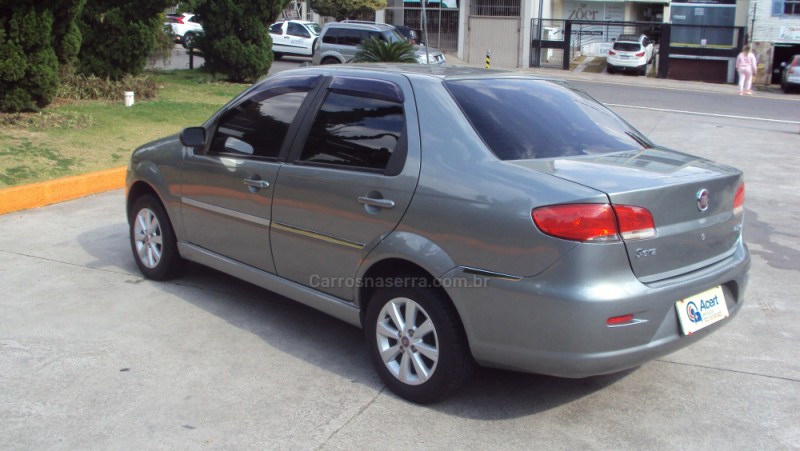 SIENA 1.4 MPI ELX ATTRACTIVE 8V FLEX 4P MANUAL - 2010 - CAXIAS DO SUL